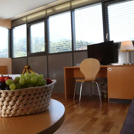 Crystal Ξενοδοχείο 3*