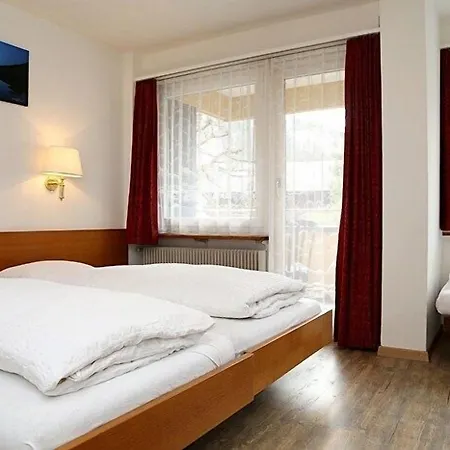 Crystal Ιντερλάκεν