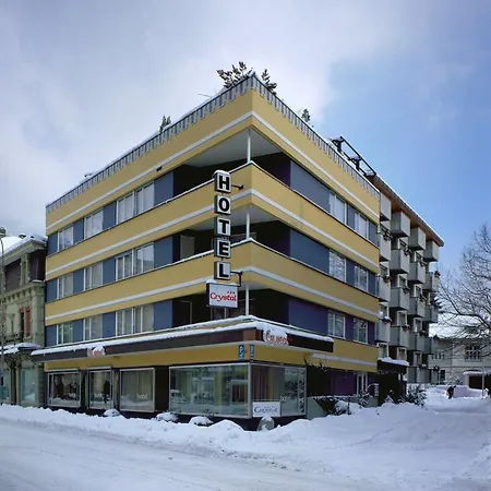 ホテル Crystal インターラーケン