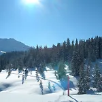 Hotel Crystal 3*